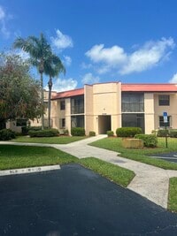 Building Photo - 2069 NE Collins Cir