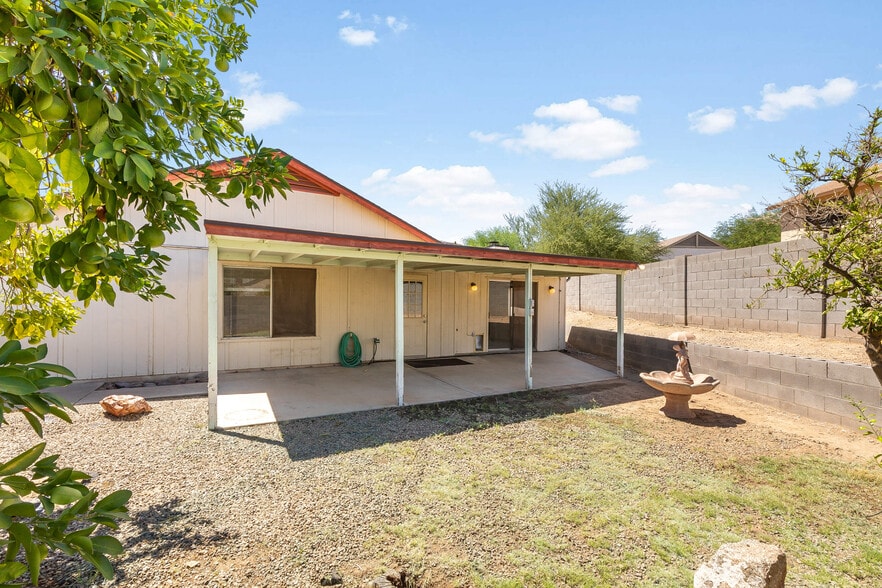 Building Photo - 16216 N 16th Pl