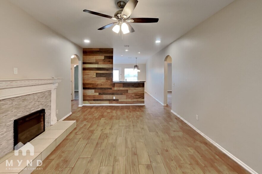 Building Photo - 11817 NW 136th Terrace