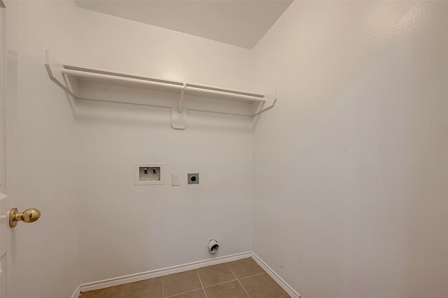 Building Photo - 2102 Cory Crossing Ln