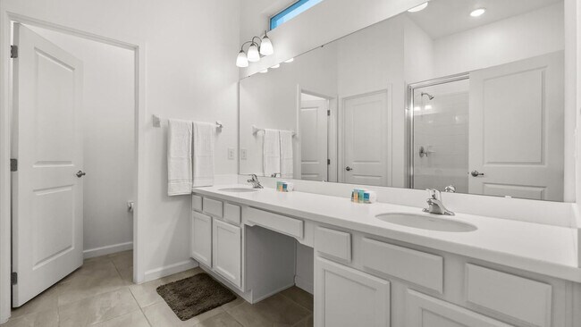 Building Photo - 307 Marcello Blvd