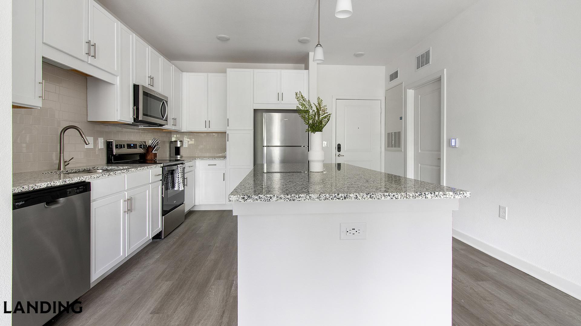 Building Photo - 12525 Tibbets Ln