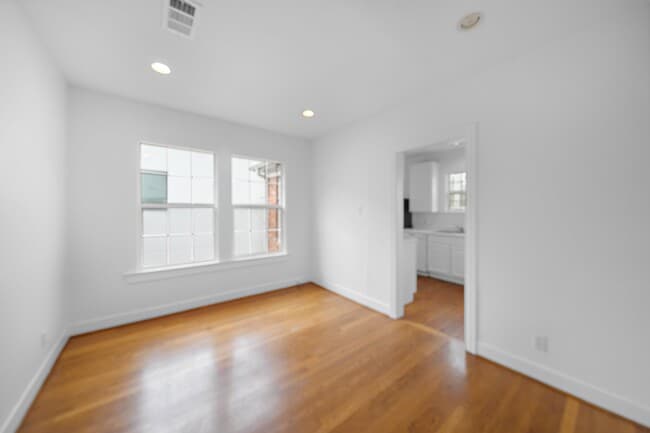 Building Photo - 1510 Harold St