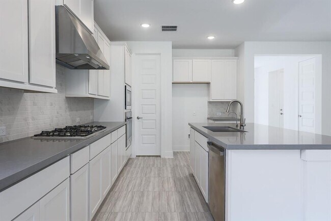 Building Photo - 182 Yarbrough Dr