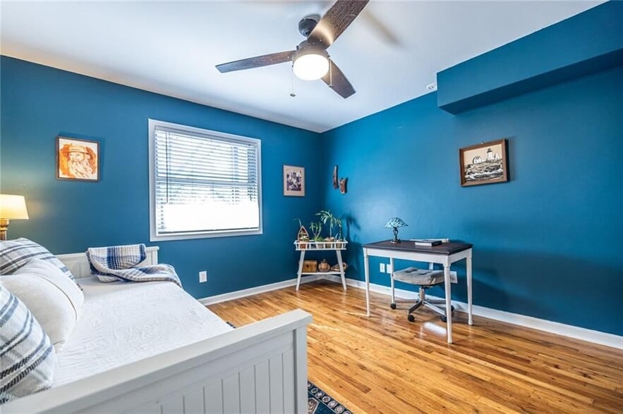 Building Photo - 520 Park Ave SE