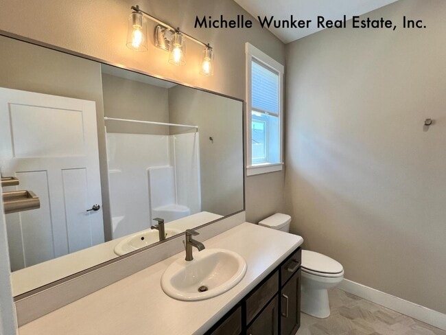 Building Photo - 6330 Beckville ln