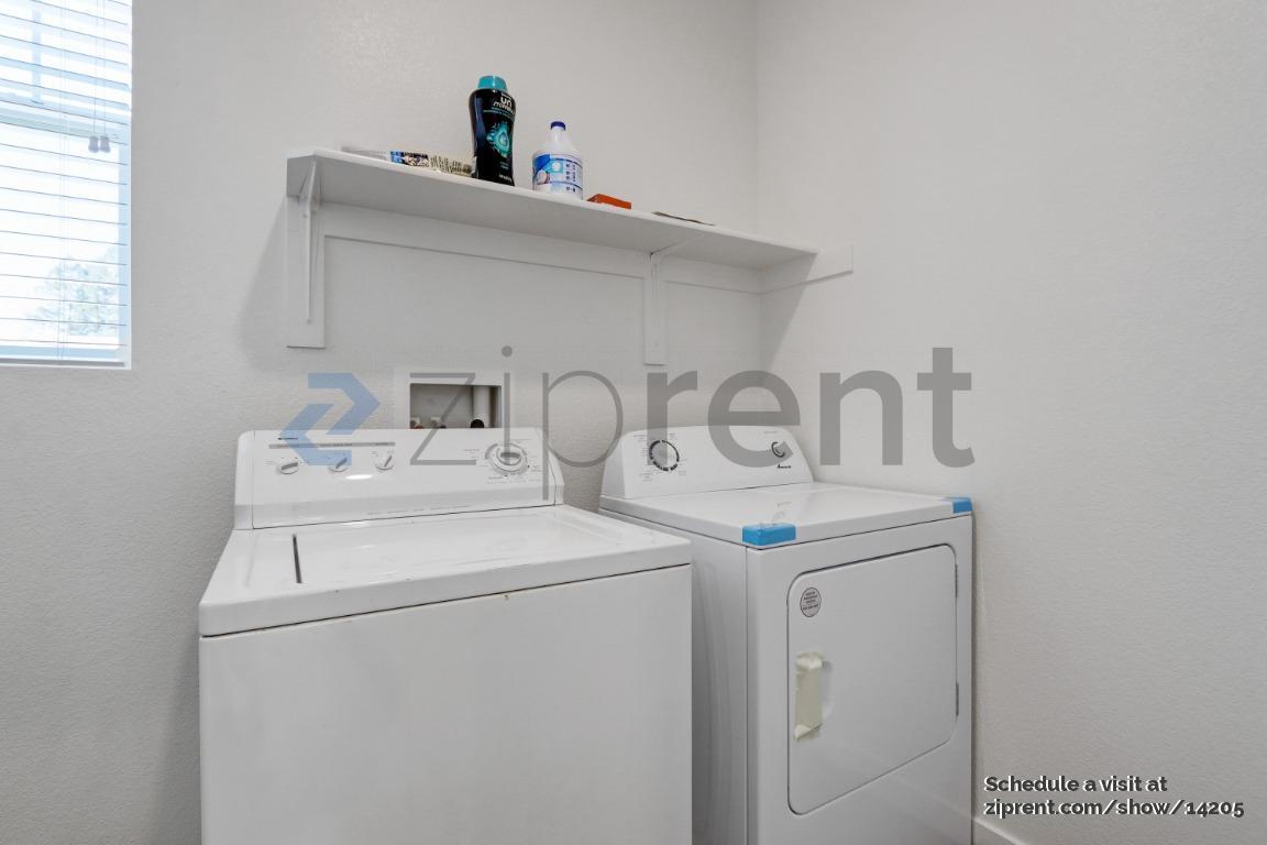 Building Photo - 1300 Renewal Ln