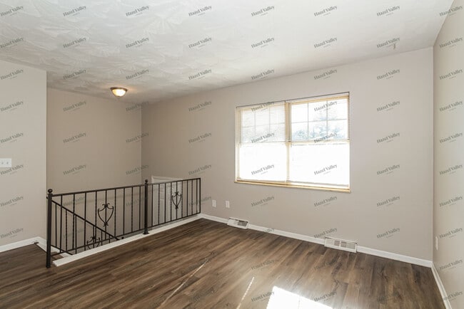 Building Photo - 6924 Sayler Ave