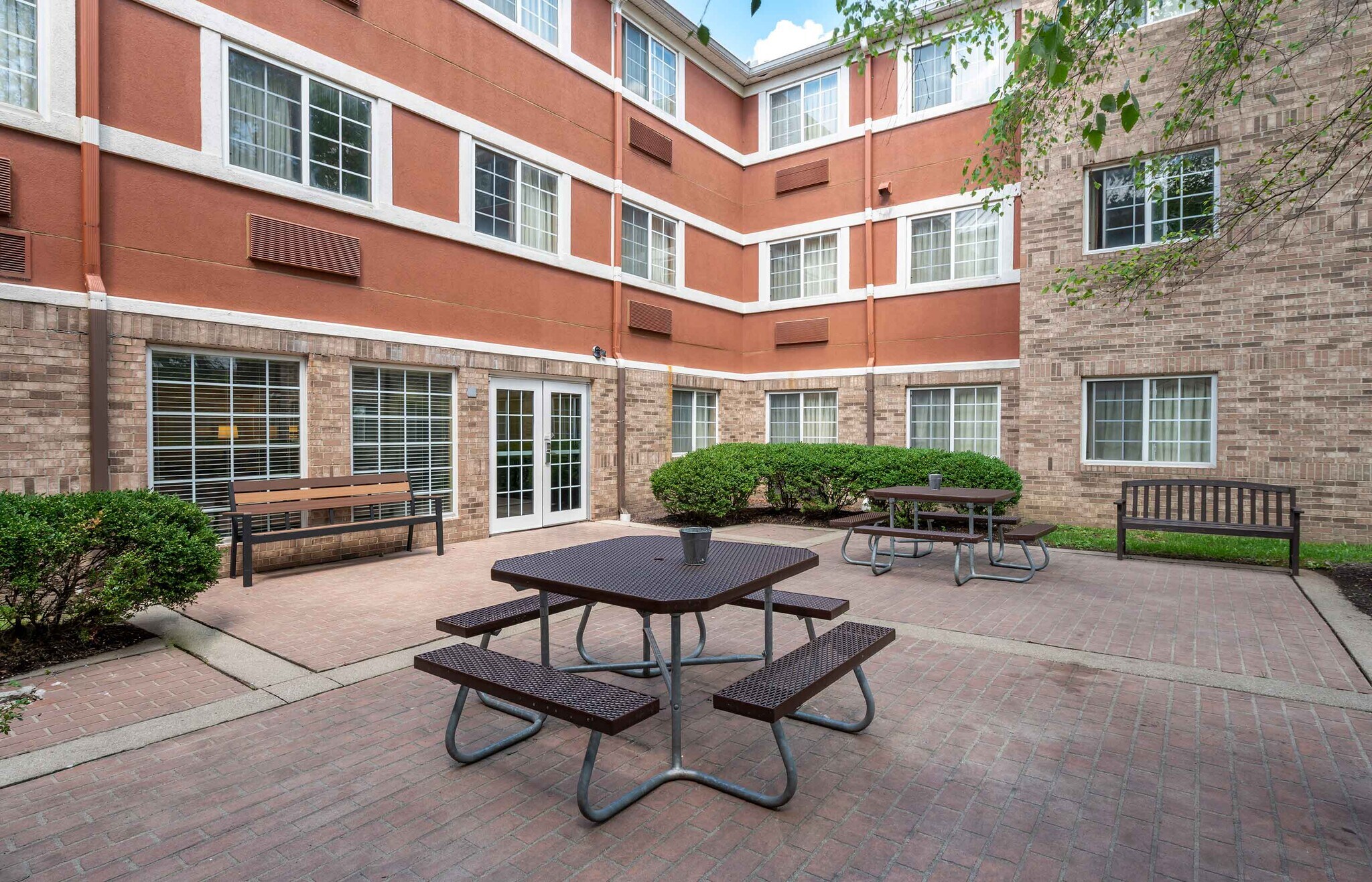 Building Photo - Furnished Studio-Indianapolis - West 86th St.