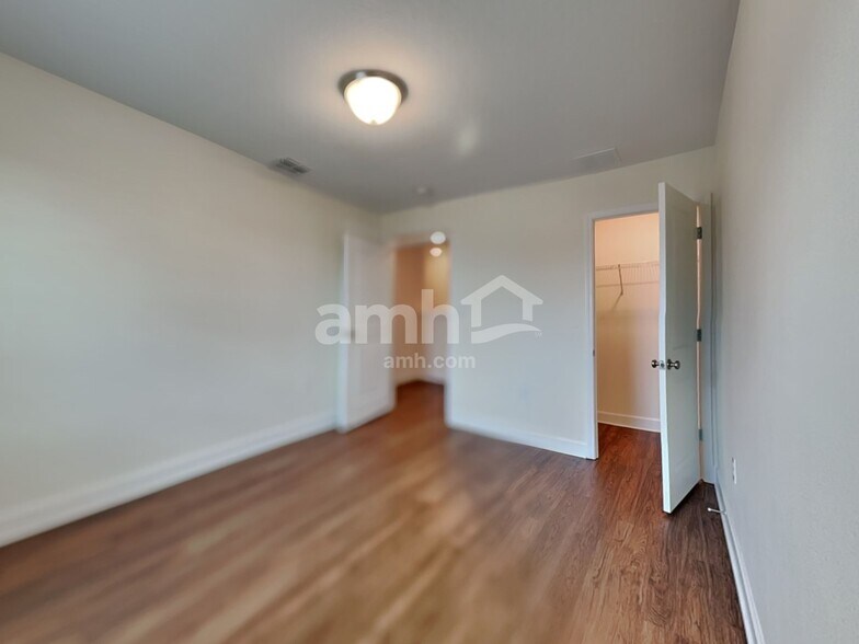 Building Photo - 4634 Reisswood Loop