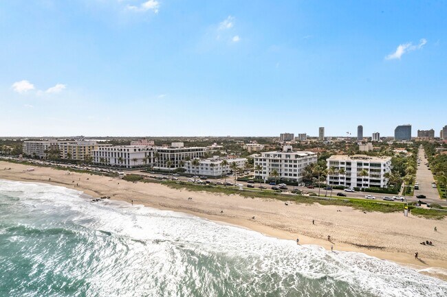 Building Photo - 380 Cocoanut Row