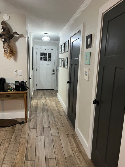 Building Photo - 214 W Kitty Hawk Rd