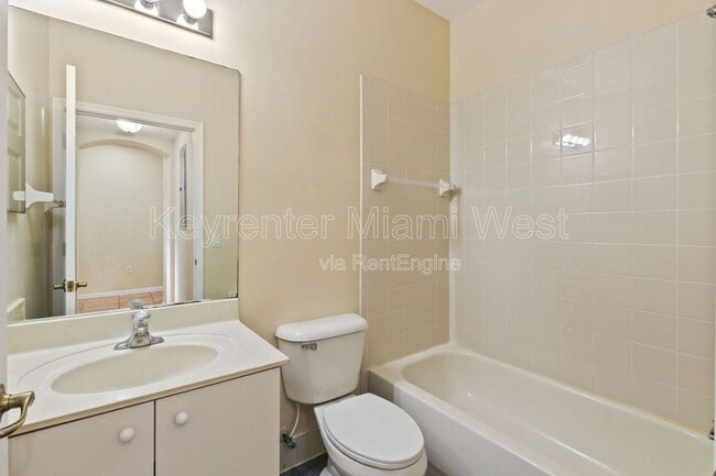 Building Photo - 4215 Ne-22 Dr