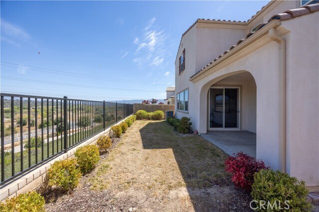 Building Photo - 24153 Paseo del Rancho Dr