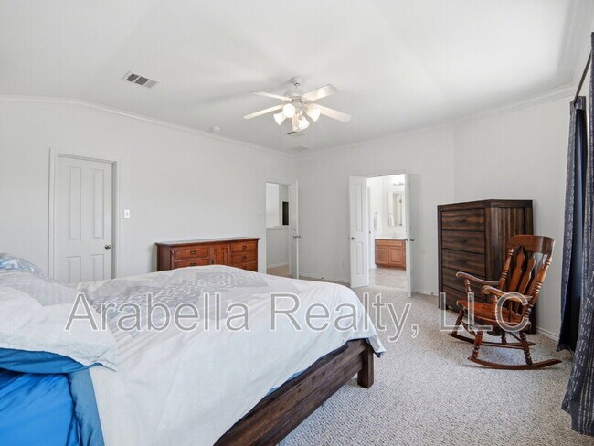 Building Photo - 25611 Preserve Crest
