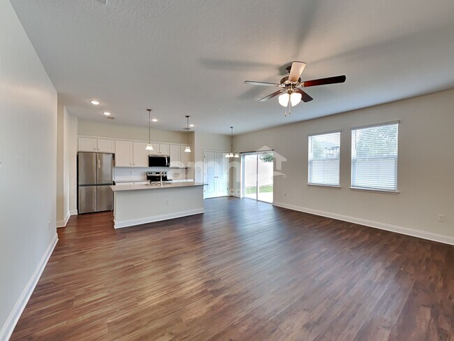 Building Photo - 6107 Little Blf Cir