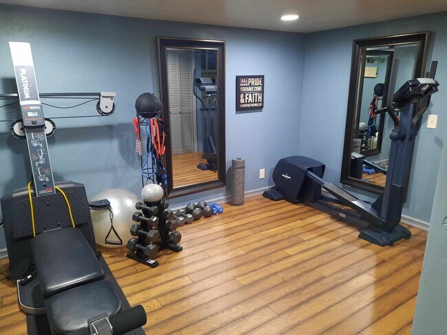 Exercise room - 1321 8th Ave E