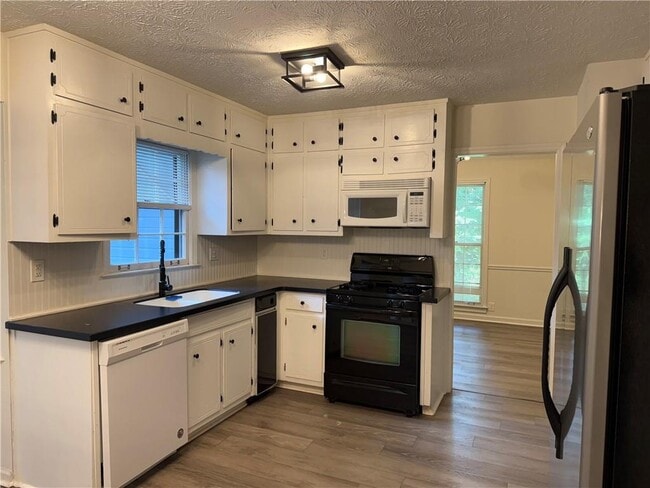 Building Photo - 1253 Tinderbox Ln