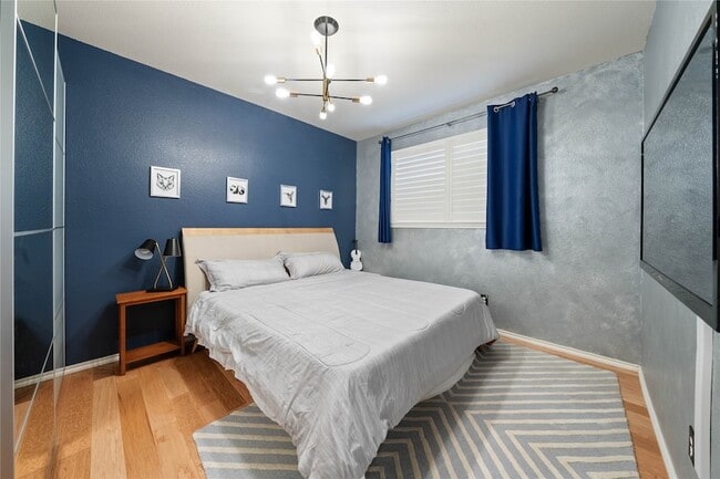 Building Photo - 9333 Fairmont Dr