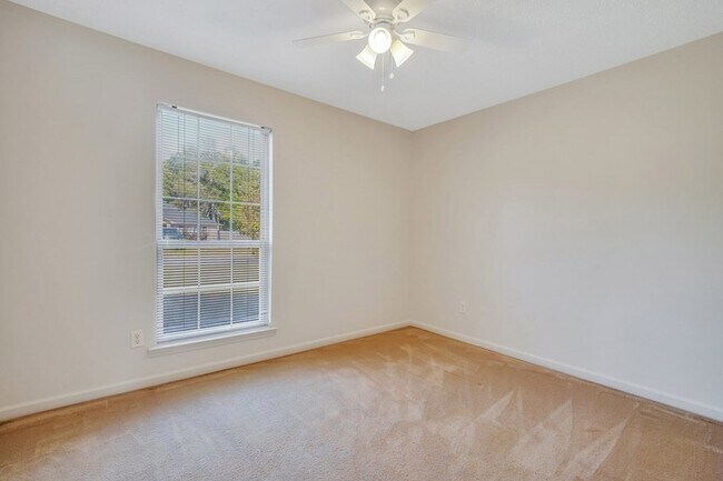 Building Photo - 1390 Coalition Cir