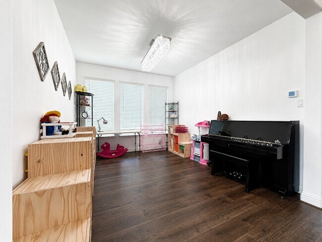 Building Photo - 17293 Texas Pistache Dr