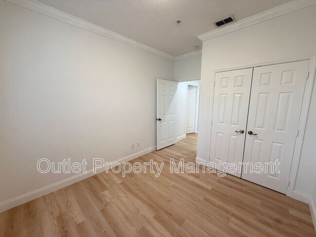 Building Photo - 583 Brantley Terrace Way