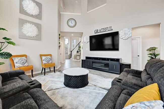 Building Photo - 7006 Winterberry Gln Ln