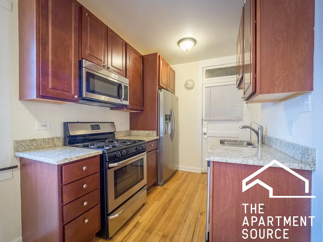 Building Photo - 4903 N Hoyne Ave