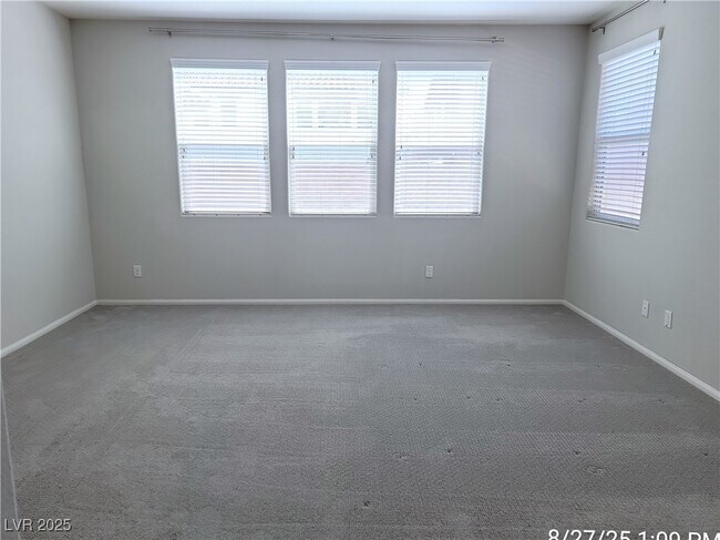 Building Photo - 905 Claystone Ridge Ave