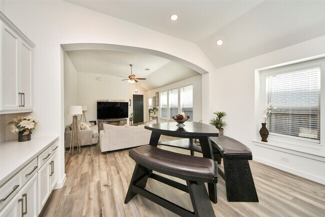 Building Photo - 920 Pismo Crk Ln