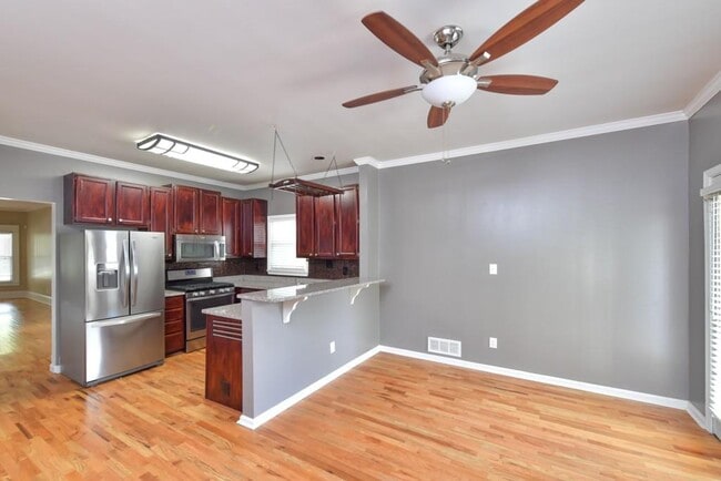 Building Photo - 371 Woodward Ave SE