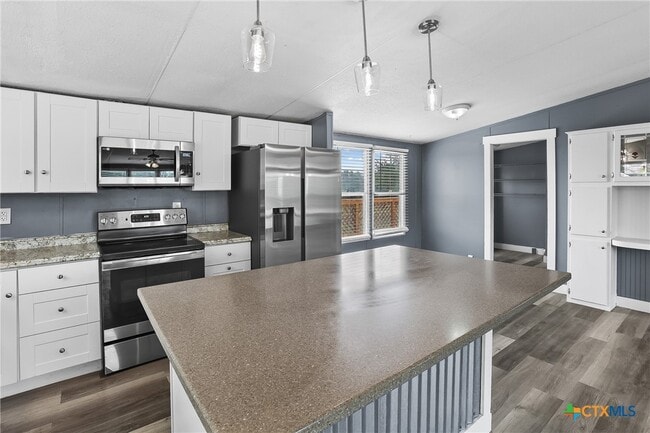 Building Photo - 154 Oak Lawn Dr