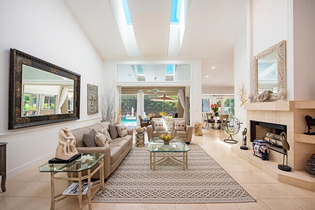 Building Photo - 469 Carica Rd