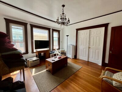 Building Photo - 100 W Adams St