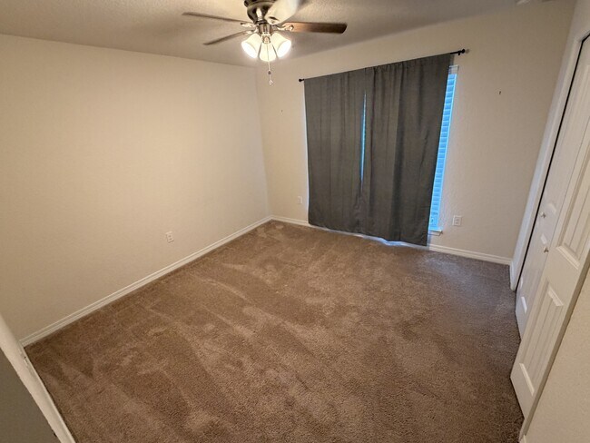 Building Photo - 4957 Wabash Pine Ct