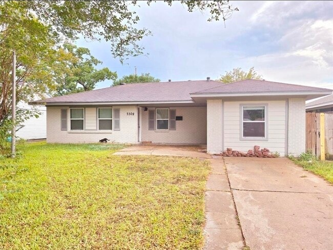 Building Photo - 3308 Sophie Ann Dr