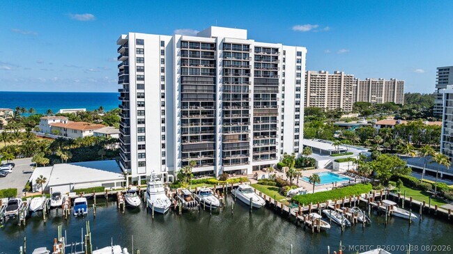 Building Photo - 4748 S Ocean Blvd