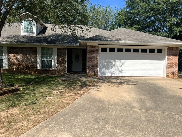 Building Photo - 5907 Sidney Dr
