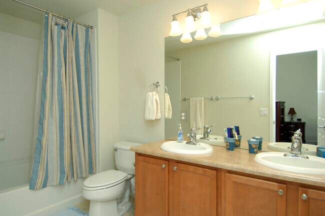 Building Photo - 6912 White Sand Pt