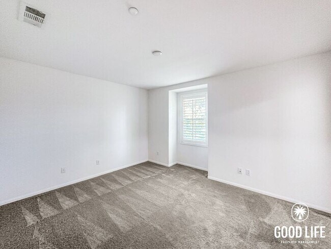 Building Photo - 1823 Peach Ct
