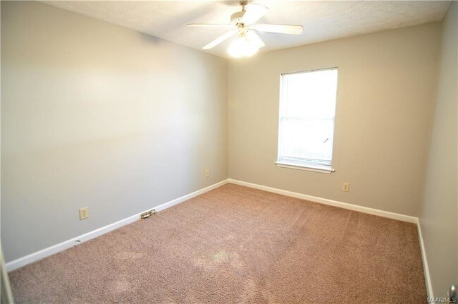 Building Photo - 169 E 6th St