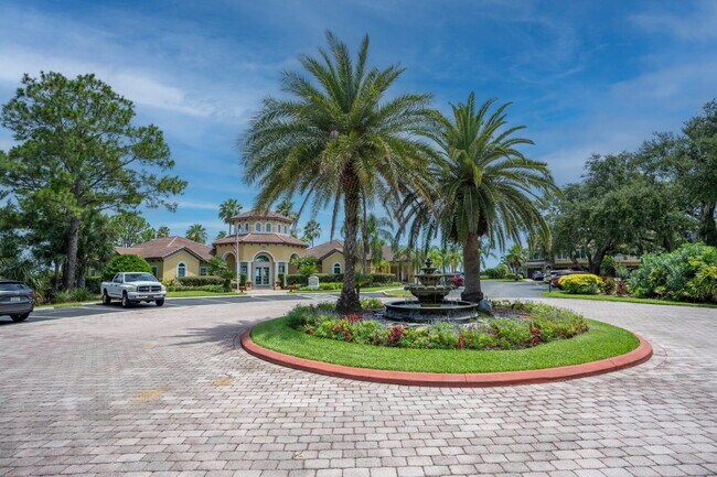 Building Photo - 2 BR / 2 BA Las Palmas Condo!