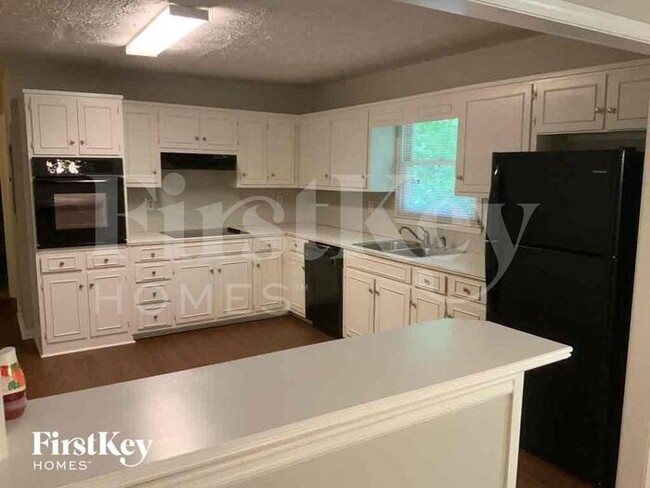 Building Photo - 4116 Wendell Way