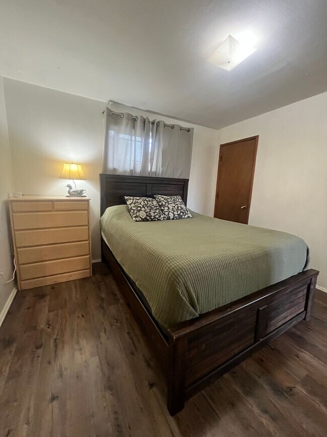 Building Photo - Fully Furnished 1-Bedroom Duplex.