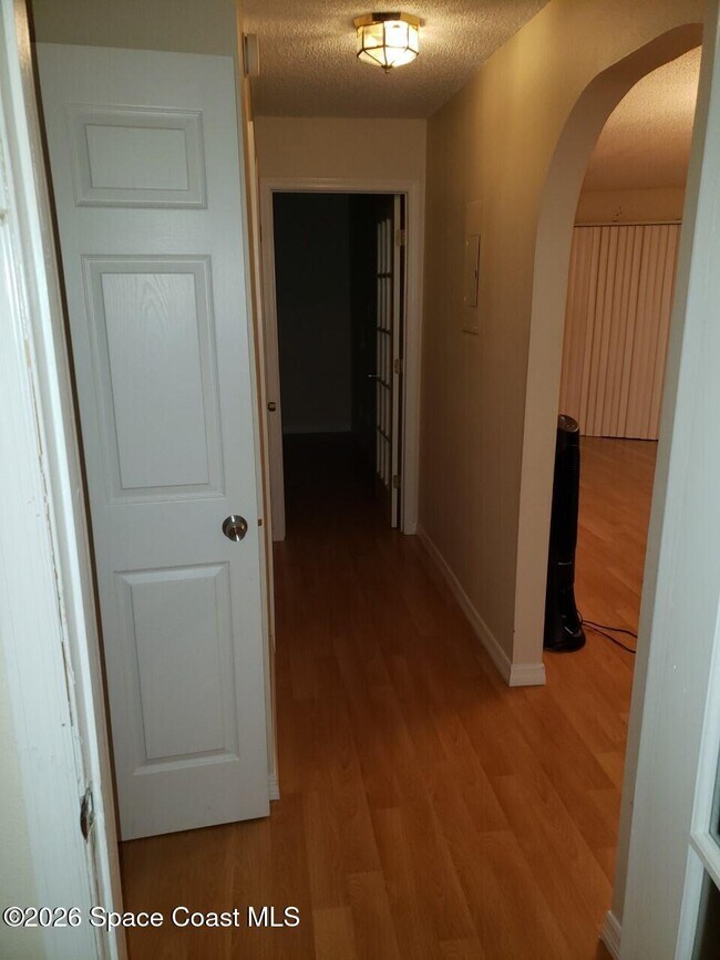 Building Photo - 2107 Hidden Grove Ln