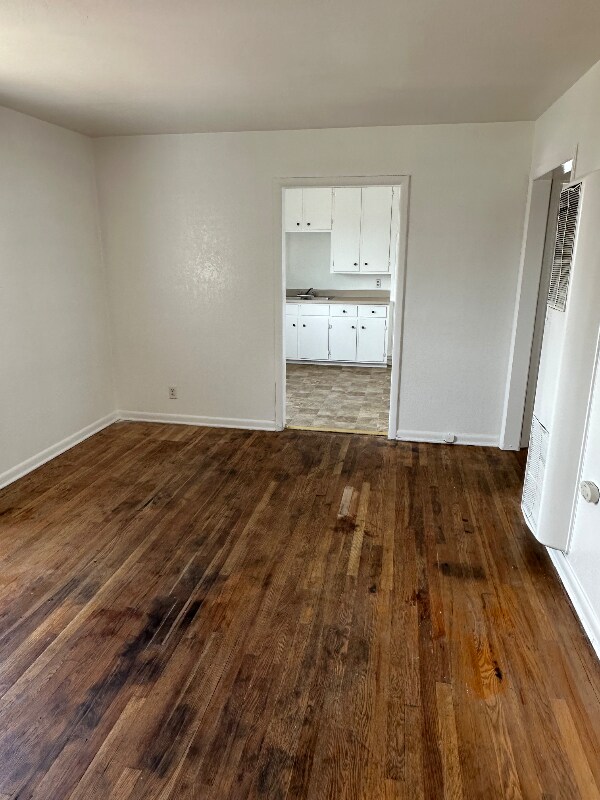 Building Photo - 308 Kay Ave
