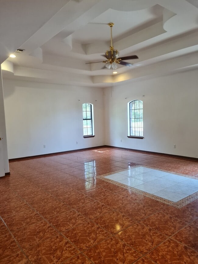 Building Photo - 21796 Stuart Place Rd