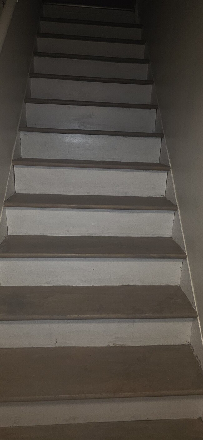 Building Photo - 12719 Wade St