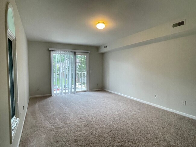 Building Photo - 54274 E Annsbury Cir