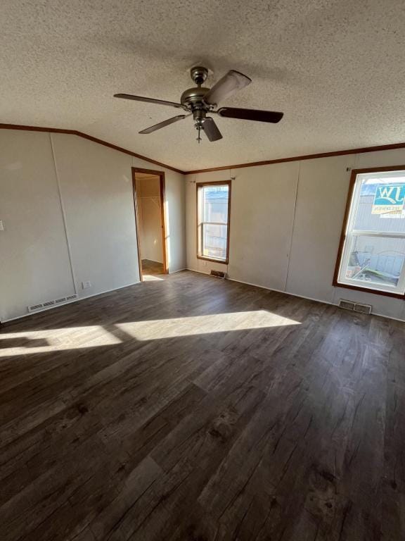 Building Photo - 820 N Quail Valley Loop